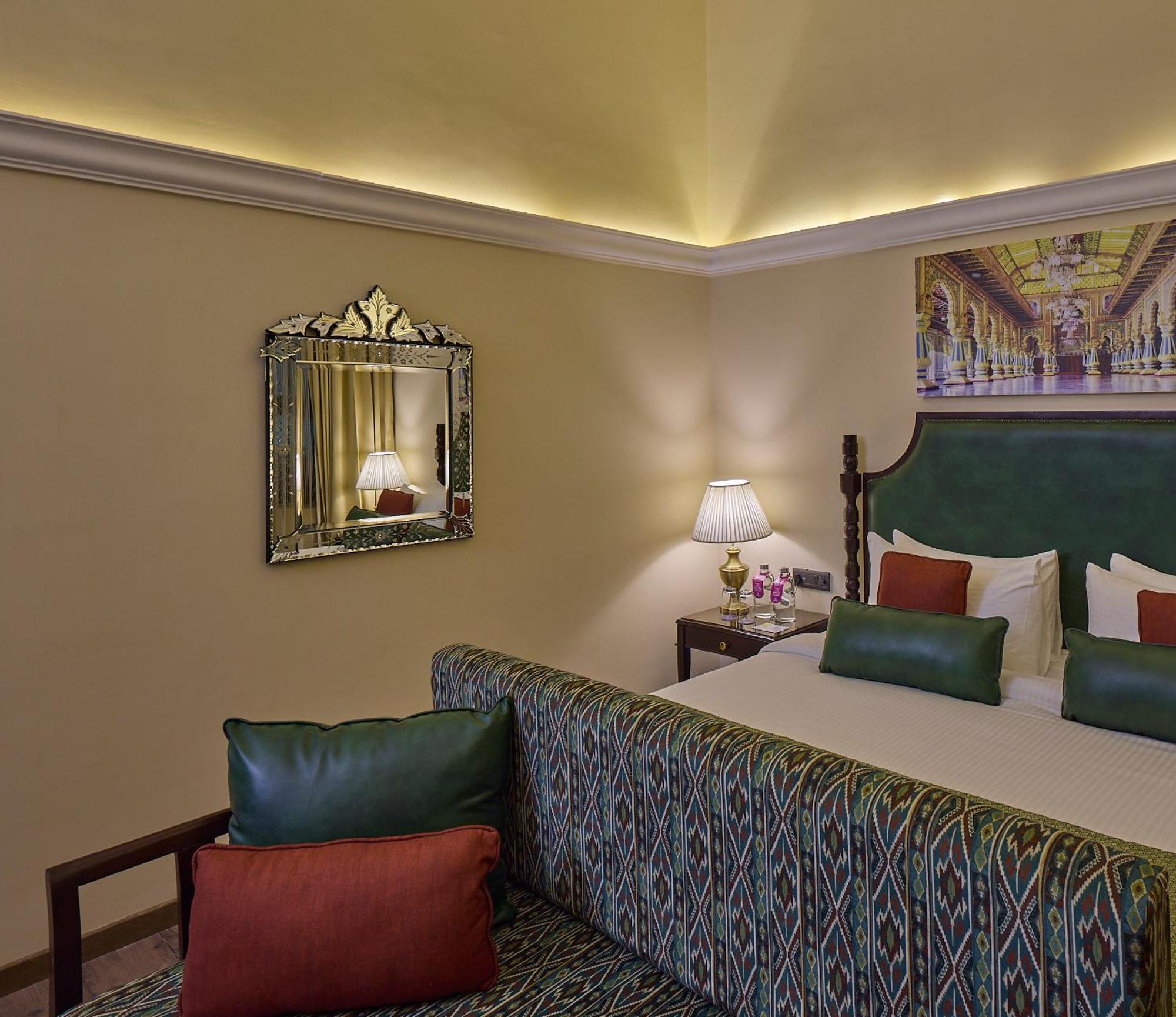 Royal Orchid Metropole Májszúr Kültér fotó