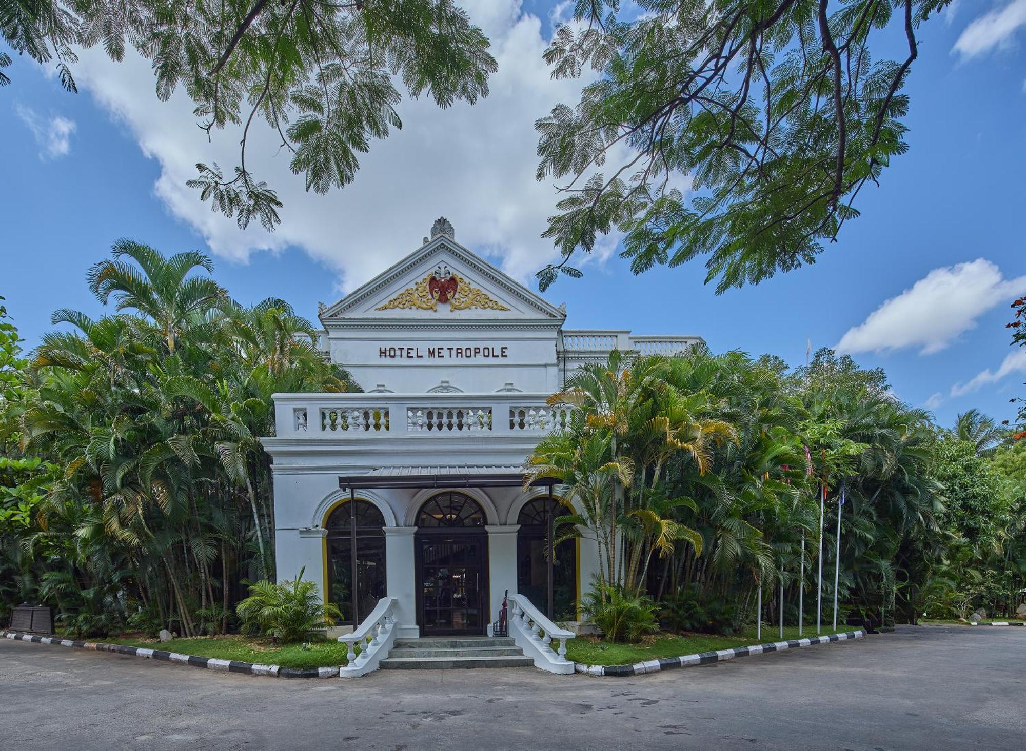 Royal Orchid Metropole Májszúr Kültér fotó